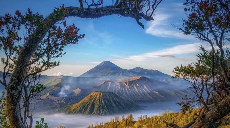 Pesona Gunung Bromo Punya Indonesia